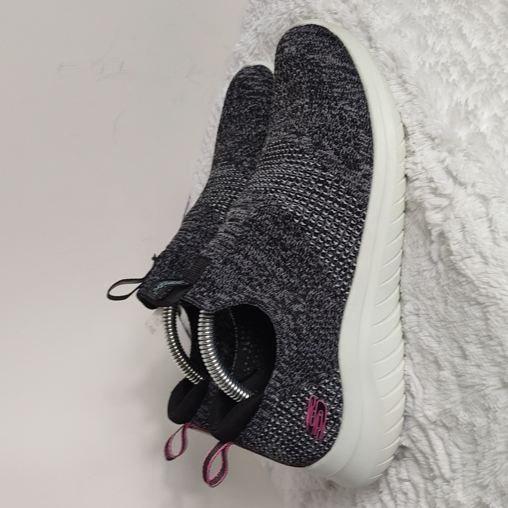 Sketchers Ultra Flex 2.0 Sneakers